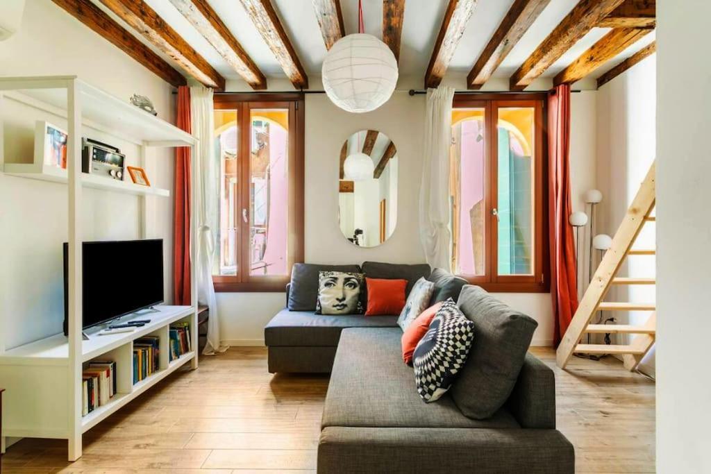 Ca 3 Leoni - Romantic House In The Heart Of เวนิส ภายนอก รูปภาพ
